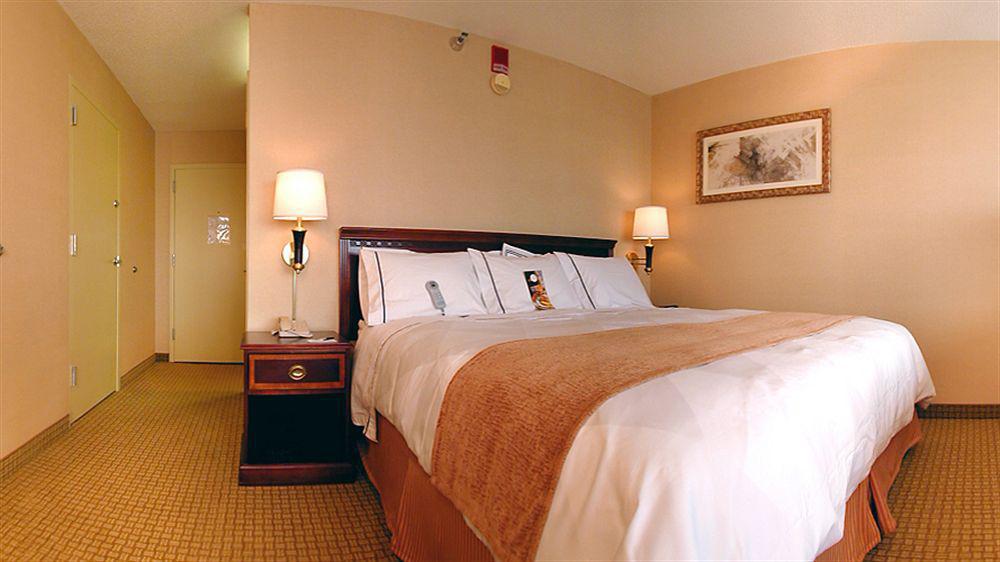 Radisson Hotel Nashville Airport Экстерьер фото